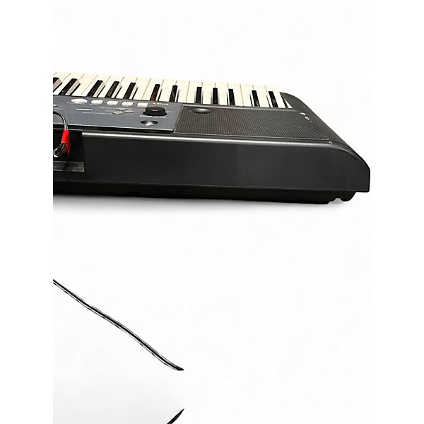 Used Yamaha YPT230 61 Key Portable Keyboard