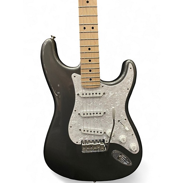 Used Fender CLAPTON STRATOCASTER PTR Silver Solid Body Electric Guitar