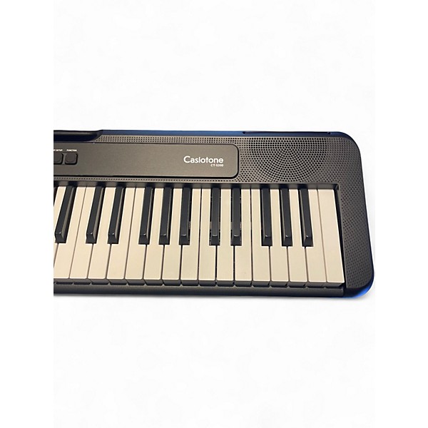 Used Casio CT-S200BK Portable Keyboard