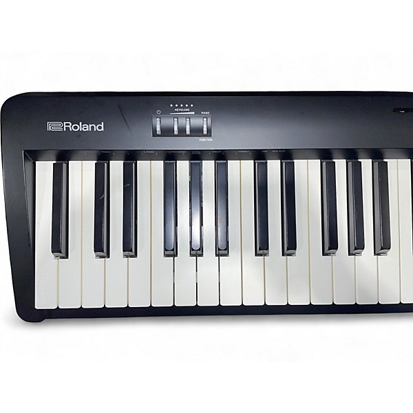 Used Roland FP-10 Digital Piano