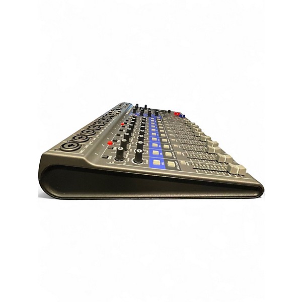 Used Zoom LIVETRAK L-12 Digital Mixer