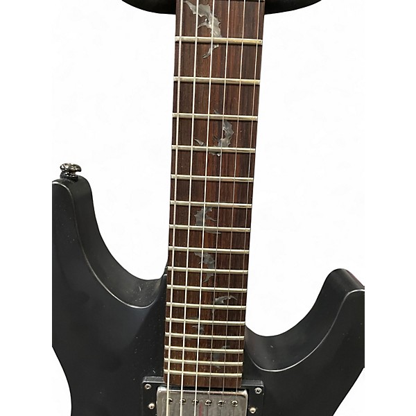 Used Schecter Guitar Research Damien  Diamond Series Floyd Rose Black Solid Body Electric Guitar