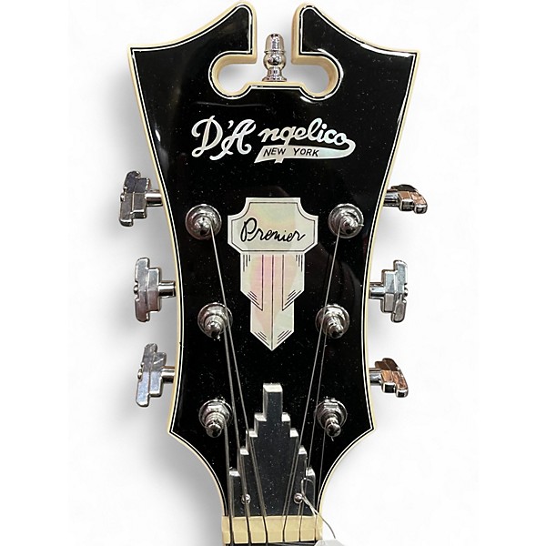 Used Danelectro PREMIER DAPEXL1CMPCT White Hollow Body Electric Guitar