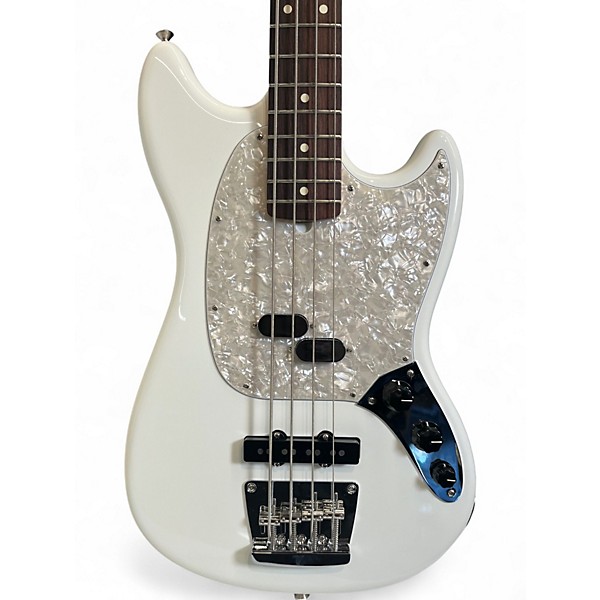 Used Fender American Performer Mustang Bass Alpine White Electric Bass Guitar