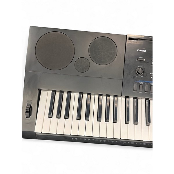 Used Casio WK6600 76 Key Portable Keyboard