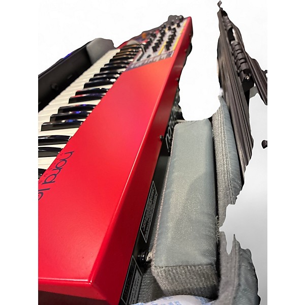 Used Nord LEAD 2 Keyboard Workstation
