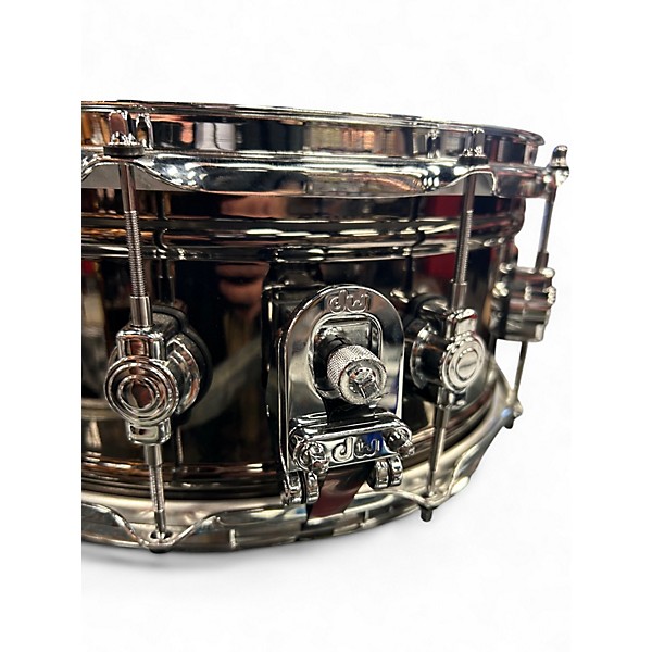 Used DW 6X14 Design Series Snare Nichel over brass Drum