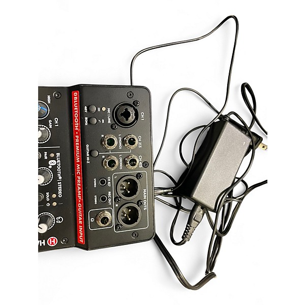 Used Harbinger LV7 Powered Mixer