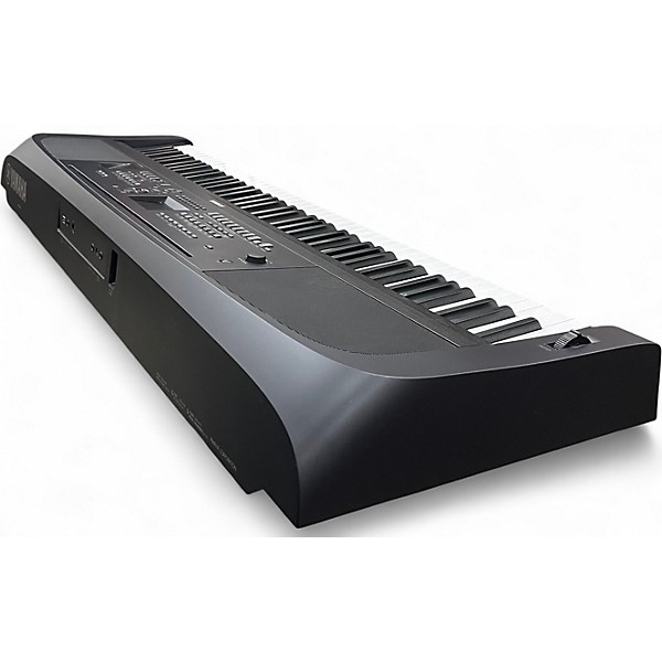 Used Yamaha DGX670 Portable Keyboard