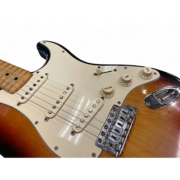Vintage 1973 Fender Stratocaster 2 Color Sunburst Solid Body Electric Guitar