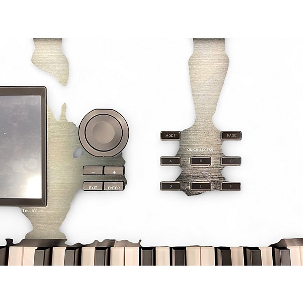 Used KORG Nautilus 88 Keyboard Workstation