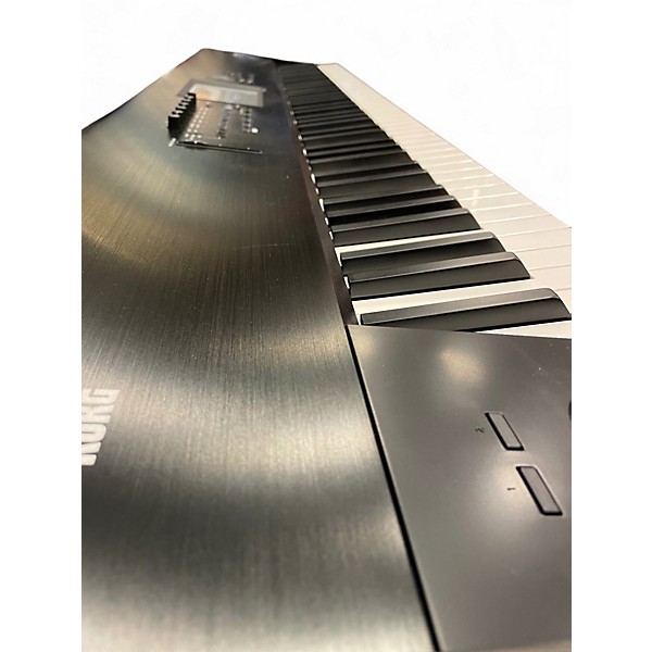 Used KORG Nautilus 88 Keyboard Workstation