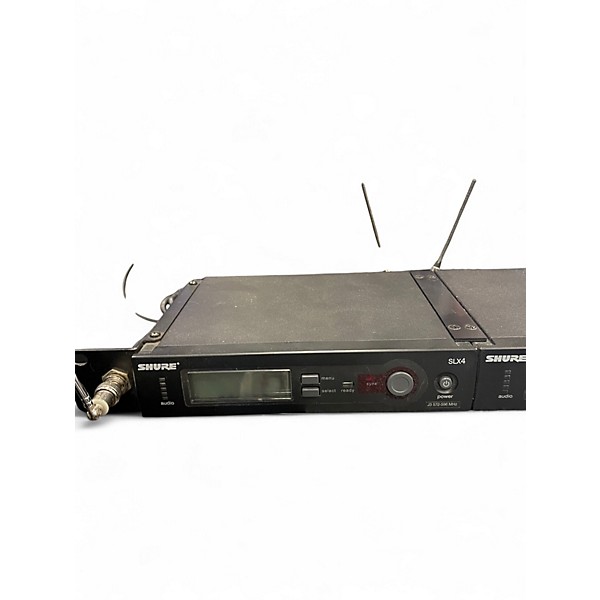 Used Shure SLX 4  Handheld Wireless System