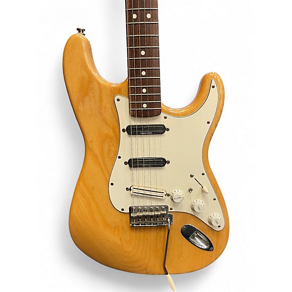 Used Fender Classic Series '70s Stratocaster NATURAL Solid Body Electric Guitar