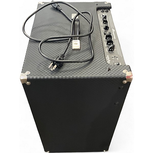 Used Ampeg rb210 Bass Combo Amp