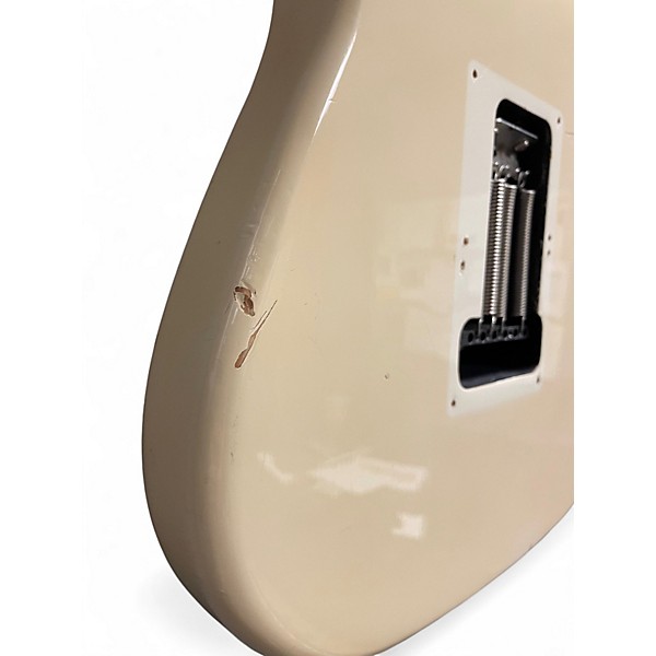 Used Peavey Predator Cream Solid Body Electric Guitar