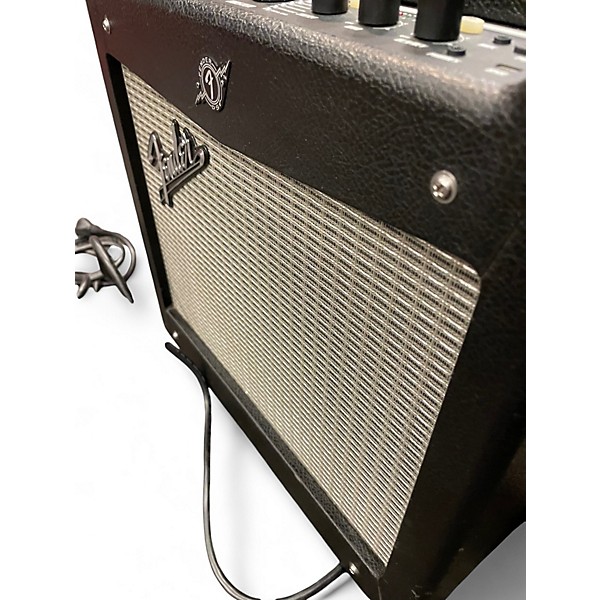 Used Fender Mustang I V2 20W 1X8 Guitar Combo Amp