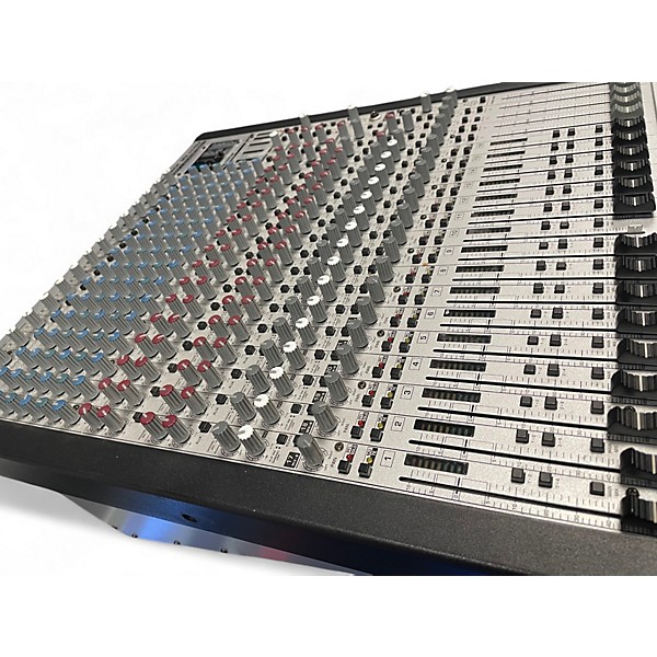 Used Behringer MX3242 Powered Mixer