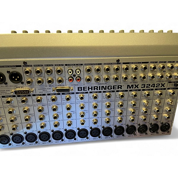 Used Behringer MX3242 Powered Mixer