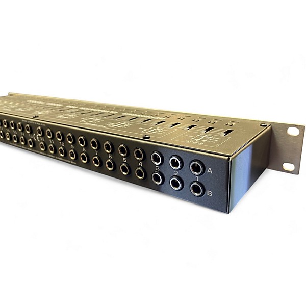 Used Behringer ULTRAPATCH PRO PX 2000 Signal Processor