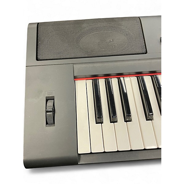Used Yamaha Piaggero NPV60 Digital Piano