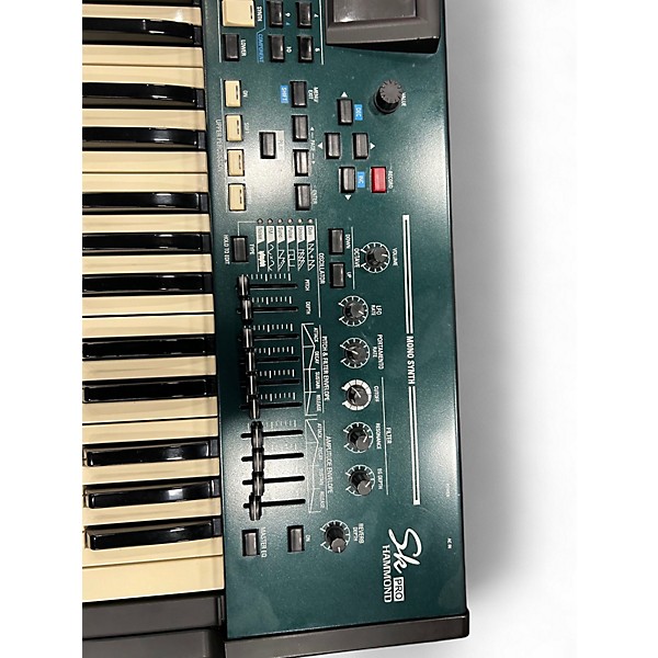 Used Hammond SK Pro 61 Organ
