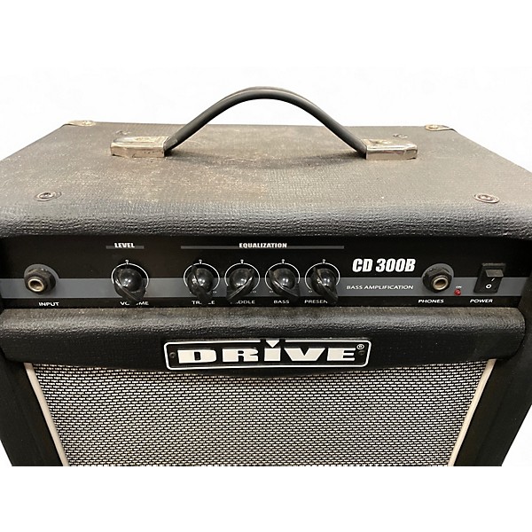 Used Drive CD 300B Bass Combo Amp