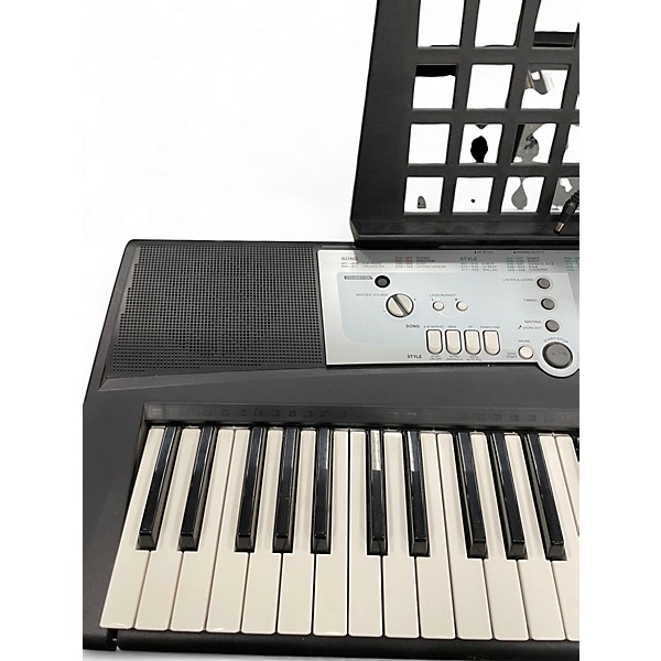 Used Yamaha YPT-200 Portable Keyboard