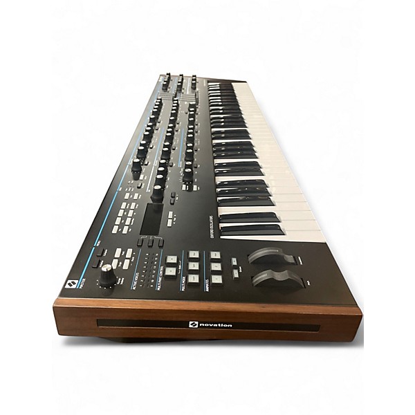 Used Novation Summit 16-Voice Polyphonic Synthesizer Synthesizer