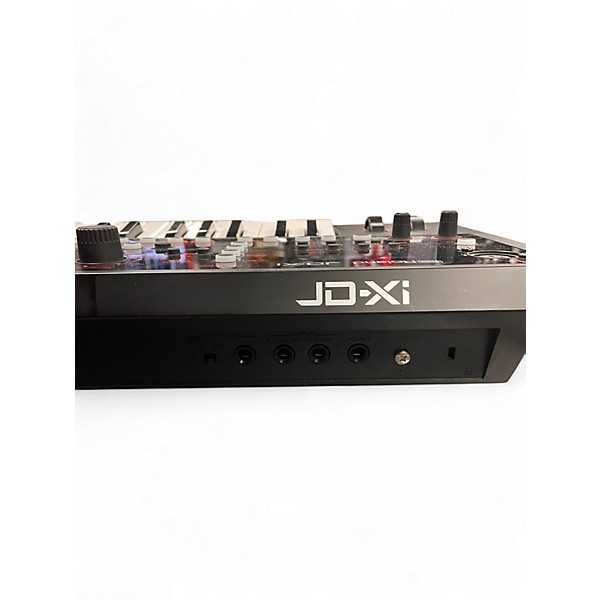 Used Roland JDXI Synthesizer