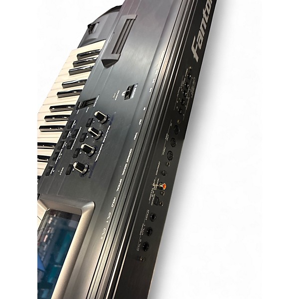 Used Roland Fantom 06 Keyboard Workstation