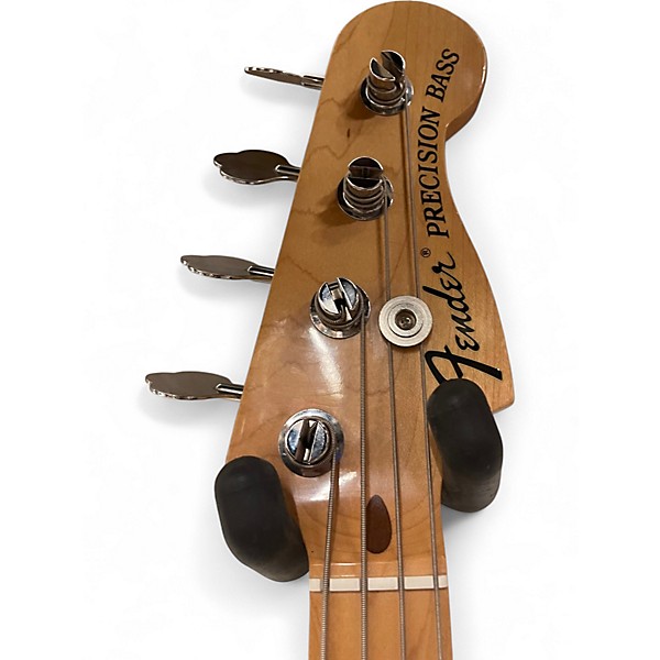 Used Fender Dee Dee Ramone Precision Bass White Electric Bass Guitar