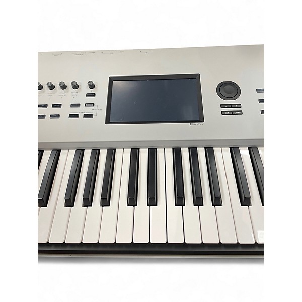 Used KORG Nautilus-61 Keyboard Workstation