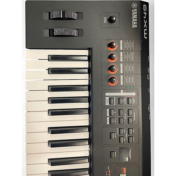 Used Yamaha MX49 49 Key Keyboard Workstation