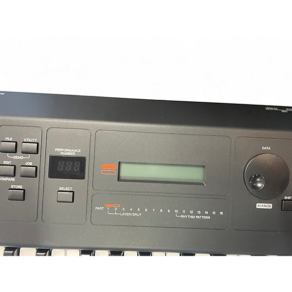 Used Yamaha MX49 49 Key Keyboard Workstation