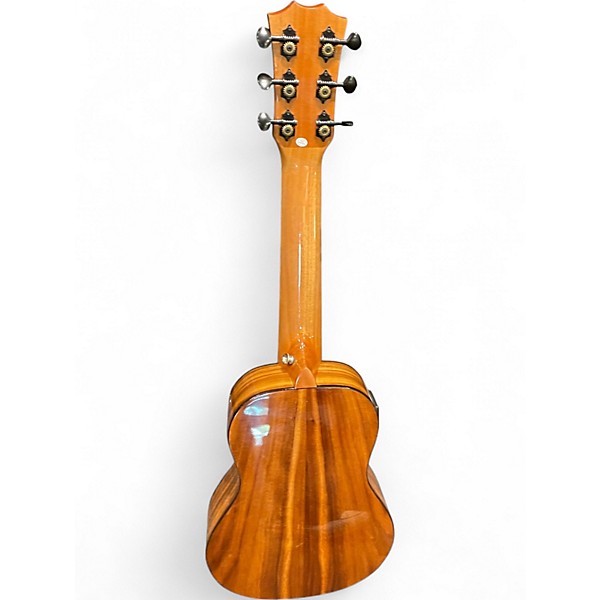 Used Caramel Guitalele Natural Ukulele