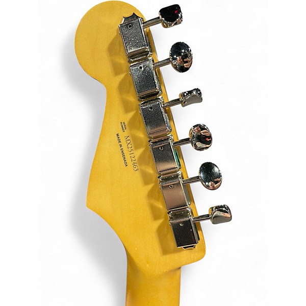 Used 2025 Fender PLAYER II CHAMBERED STRATOCASTER Cherry Sunburst Solid Body Electric Guitar