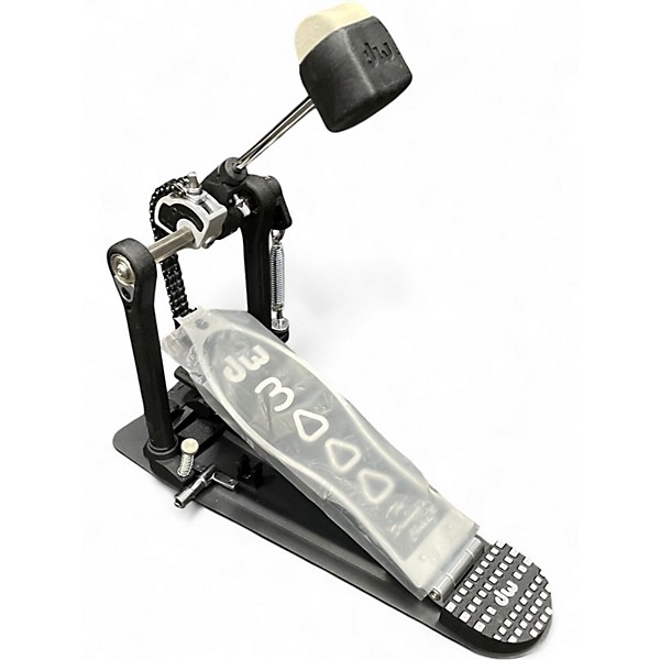 Used DW 3000 Series Single Single Bass Drum Pedal