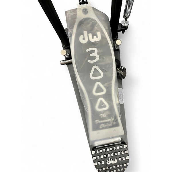 Used DW 3000 Series Single Single Bass Drum Pedal