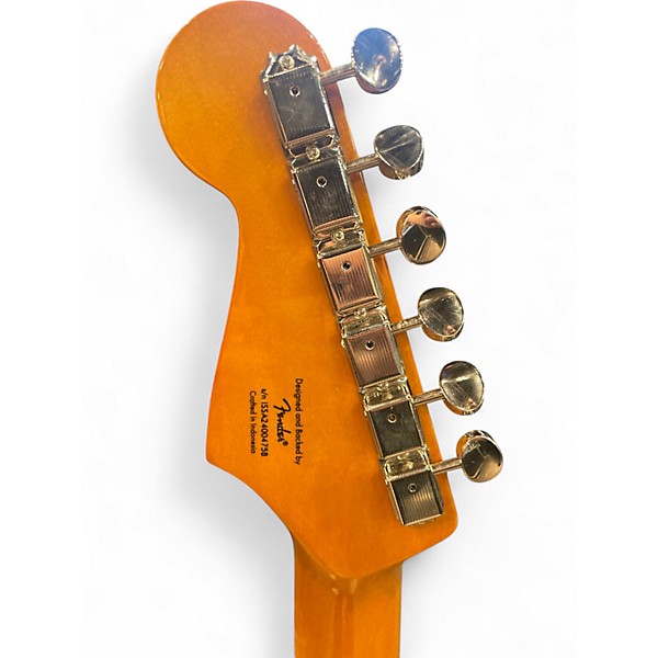 Used 2024 Squier Classic Vibe 1960S Stratocaster Sienna Sunburst Solid Body Electric Guitar