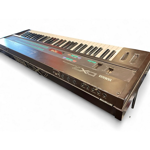 Used Yamaha DX7 Keyboard Workstation