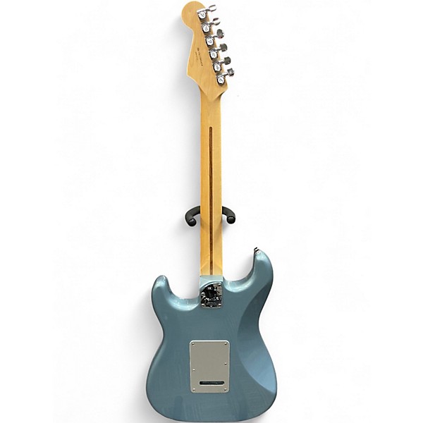 Used Fender American Deluxe Stratocaster FROST BLUE METALLIC Solid Body Electric Guitar
