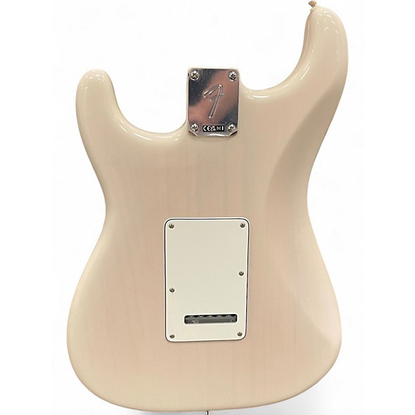 Used 2025 Fender Player II Stratocaster HSS Chambered Ash Body White Blonde Solid Body Electric Guitar