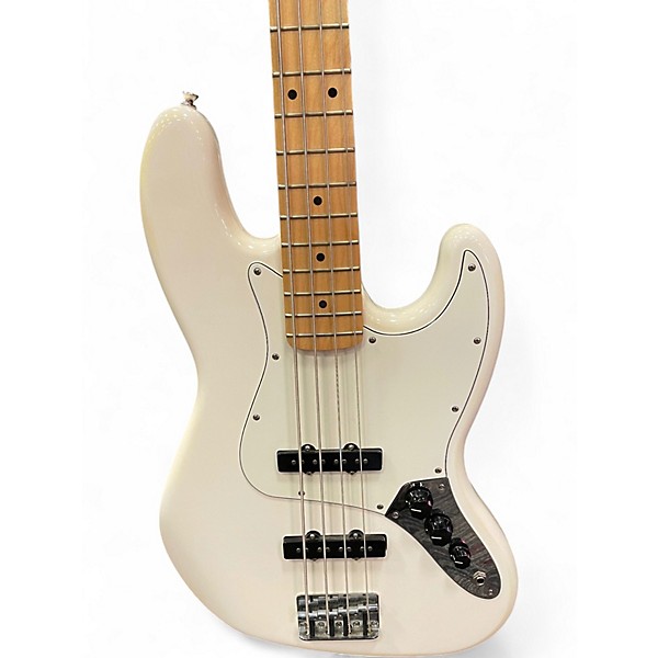 Used Fender Player Jazz Bass Polar White Electric Bass Guitar