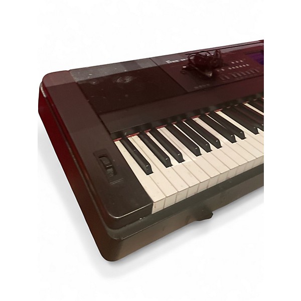 Used Yamaha DGX-650 Stage Piano