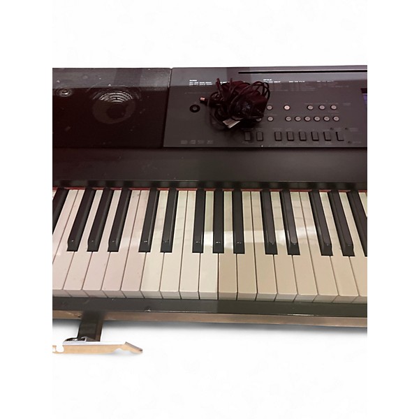 Used Yamaha DGX-650 Stage Piano