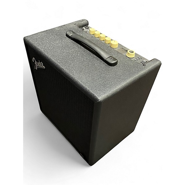 Used Fender Rumble LT25 Bass Combo Amp