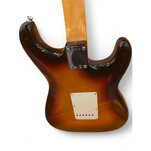 Used Fender 1962 American Vintage Stratocaster 3 Color Sunburst Solid Body Electric Guitar