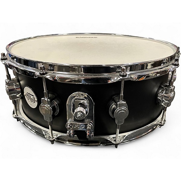 Used DW 5.5X14 Design Series Snare Black Drum