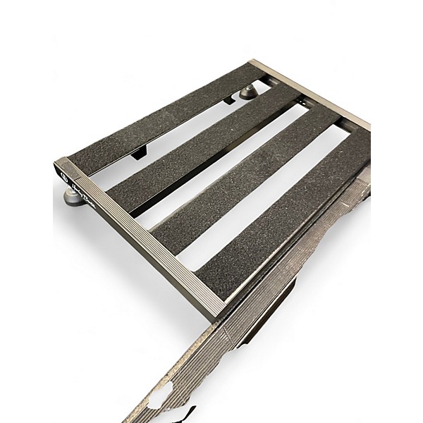 Used Harley Benton Space Ship Pedal Board